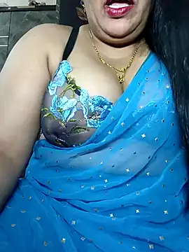 Snapshot of sneha_rose chatting on 07/20/26, 05:15 sneha rose online show from 07/20/26, 05:15