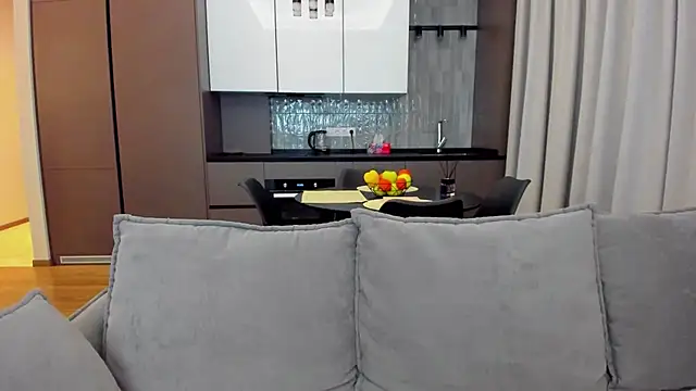 Snapshot of sexyangeloux chatting on 12/19/24, 07:51 sexyangeloux online show from 12/19/24, 07:51