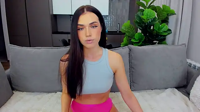 Snapshot of sexyangeloux chatting on 02/08/25, 05:29 sexyangeloux online show from 02/08/25, 05:29