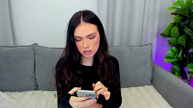 sexyangeloux online show from 12/15/25, 01:10