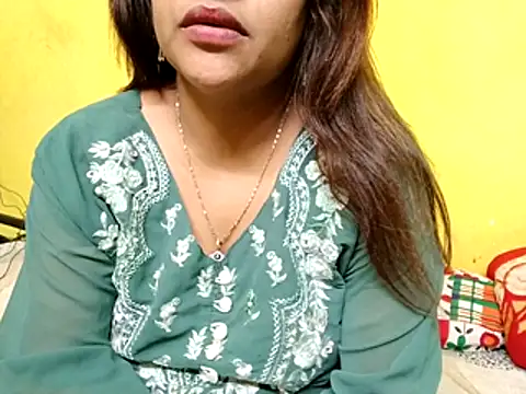 Snapshot of Sexyranibhabhi chatting on 11/10/25, 02:38 Sexyranibhabhi online show from 11/10/25, 02:38