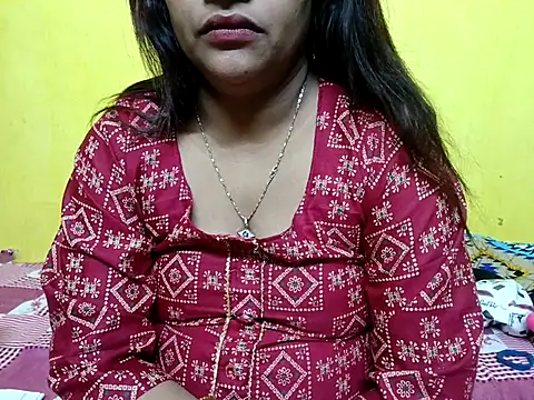 Snapshot of Sexyranibhabhi chatting on 11/15/25, 03:19 Sexyranibhabhi online show from 11/15/25, 03:19