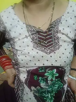Snapshot of Sexyranibhabhi chatting on 05/15/26, 02:35 Sexyranibhabhi online show from 05/15/26, 02:35