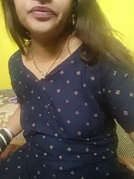 Snapshot of Sexyranibhabhi chatting on 05/18/26, 04:13 Sexyranibhabhi online show from 05/18/26, 04:13