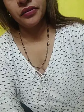 Snapshot of Sexyranibhabhi chatting on 05/23/26, 03:05 Sexyranibhabhi online show from 05/23/26, 03:05