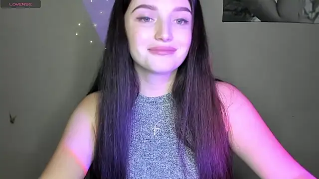 Snapshot of EvaaMillerr99 chatting on 12/02/24, 10:01 EvaaMillerr99 online show from 12/02/24, 10:01