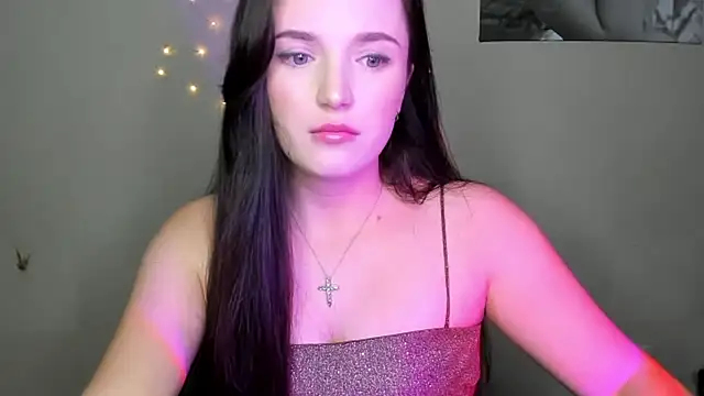 Snapshot of EvaaMillerr99 chatting on 12/03/24, 09:23 EvaaMillerr99 online show from 12/03/24, 09:23