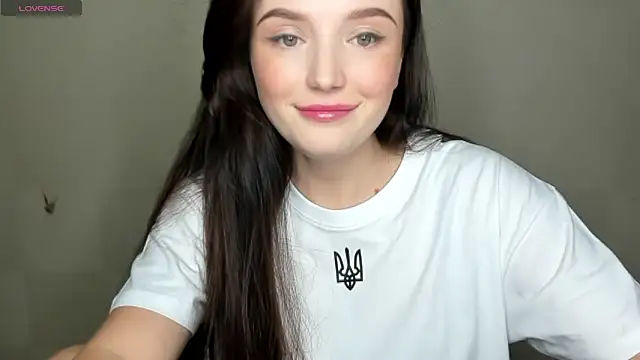 Snapshot of EvaaMillerr99 chatting on 12/25/24, 10:16 EvaaMillerr99 online show from 12/25/24, 10:16