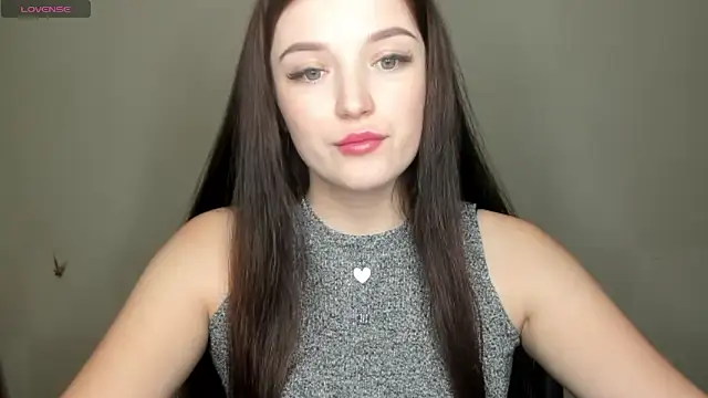 Snapshot of EvaaMillerr99 chatting on 01/25/25, 10:39 EvaaMillerr99 online show from 01/25/25, 10:39