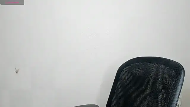 Snapshot of EvaaMillerr99 chatting on 01/28/25, 01:49 EvaaMillerr99 online show from 01/28/25, 01:49