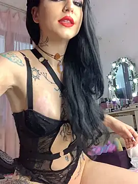 MoonAgnes online show from 03/13/25, 08:59