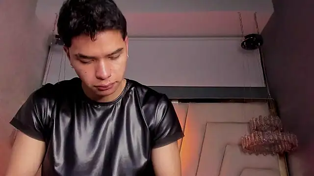 AndyPalmer  online show from 01/29/25, 01:37