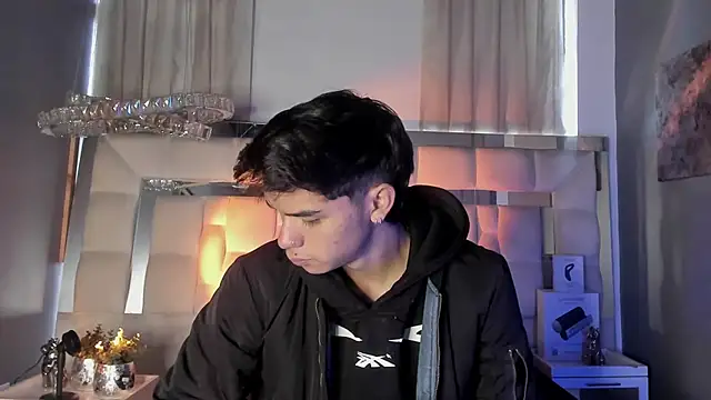 AndyPalmer  online show from 02/19/25, 01:17