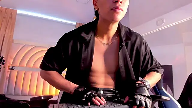 AndyPalmer  online show from 03/02/25, 01:27