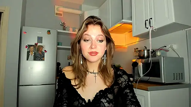 Niky  Jess online show from 02/13/25, 10:55