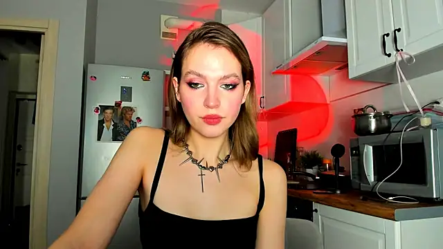 Niky  Jess online show from 02/18/25, 03:32