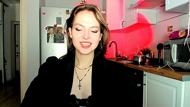 Niky  Jess online show from 02/25/25, 07:58
