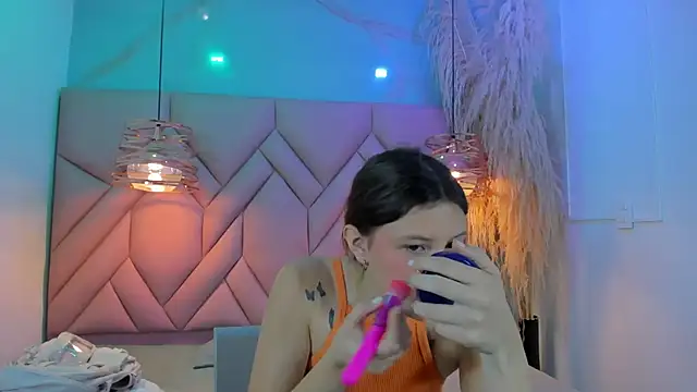 AngelaaCute  online show from 12/23/24, 12:08