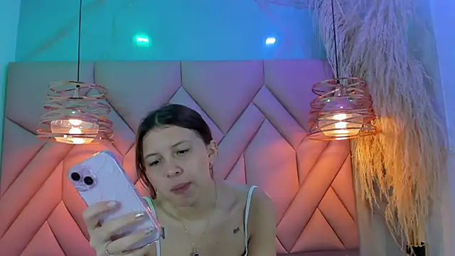 AngelaaCute  online show from 12/24/24, 12:22