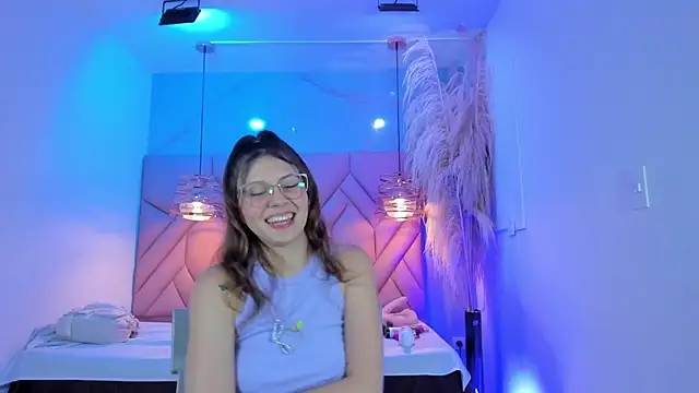 AngelaaCute  online show from 02/26/25, 03:19