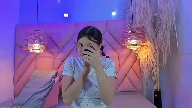 AngelaaCute  online show from 03/19/25, 12:12