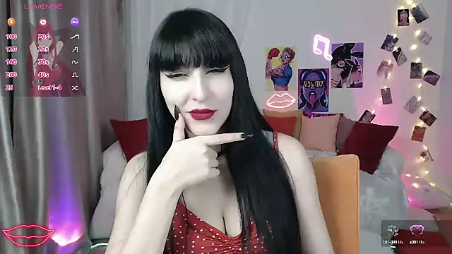 ElsaNeal online show from 02/17/25, 06:04