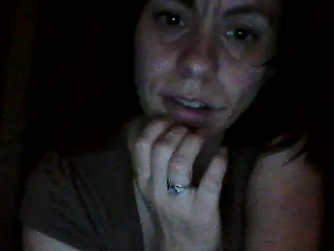 Snapshot of SweetAdela92 chatting on 10/20/25, 06:30 SweetAdela92 online show from 10/20/25, 06:30