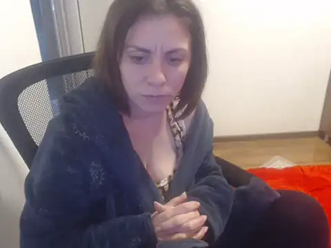 Snapshot of SweetAdela92 chatting on 02/09/26, 07:51 SweetAdela92 online show from 02/09/26, 07:51