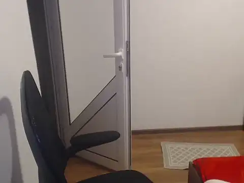 Snapshot of SweetAdela92 chatting on 02/17/26, 11:22 SweetAdela92 online show from 02/17/26, 11:22