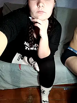 ZeFFirky online show from 12/25/24, 06:09