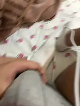 Snapshot of 34mert343431 chatting on 01/29/25, 11:04 34mert343431 online show from 01/29/25, 11:04