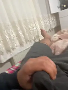 Snapshot of 34mert343431 chatting on 02/16/25, 06:10 34mert343431 online show from 02/16/25, 06:10