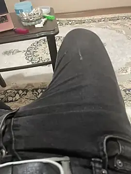 Snapshot of 34mert343431 chatting on 02/20/25, 06:13 34mert343431 online show from 02/20/25, 06:13