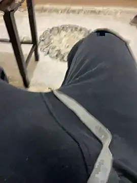 Snapshot of 34mert343431 chatting on 02/22/25, 03:14 34mert343431 online show from 02/22/25, 03:14