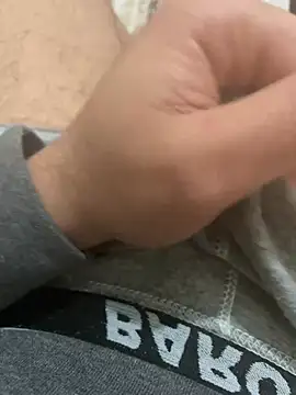 Snapshot of 34mert343431 chatting on 03/05/25, 10:21 34mert343431 online show from 03/05/25, 10:21