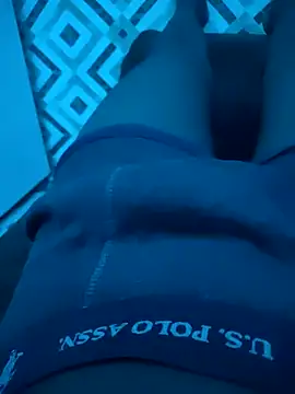 Snapshot of stephbig777 chatting on 11/17/25, 11:10 stephbig777 online show from 11/17/25, 11:10