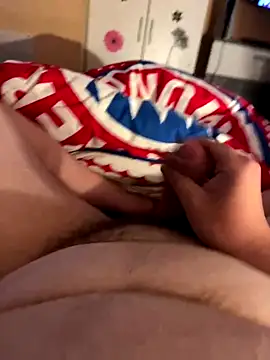 Snapshot of itzznick2005 chatting on 09/28/25, 04:56 itzznick2005 online show from 09/28/25, 04:56