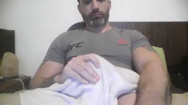 ozzypsico13 online show from 10/01/25, 01:44