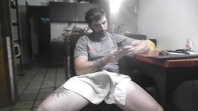 ozzypsico13 online show from 10/10/25, 11:04