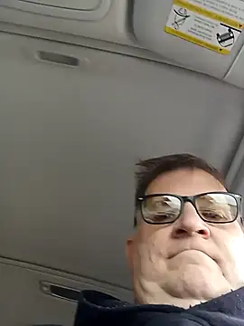 Snapshot of J83560Jason chatting on 10/11/25, 05:44 J83560Jason online show from 10/11/25, 05:44