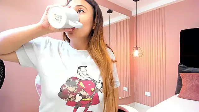 dulce santamaria online show from 12/06/24, 12:12