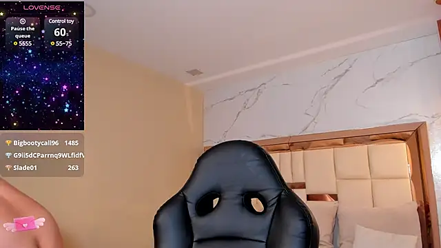 dulce santamaria online show from 12/21/24, 08:10