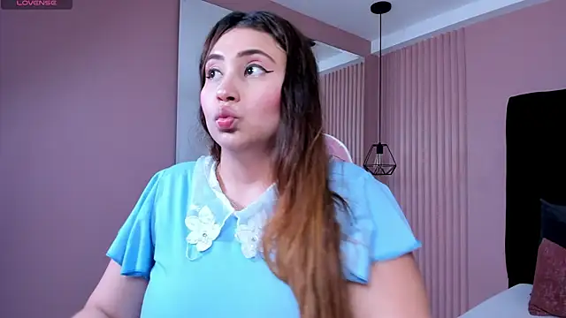 dulce santamaria online show from 01/07/25, 10:30