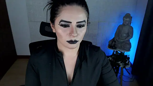 Snapshot of GODDESS_EVANS chatting on 04/21/26, 12:34 GODDESS EVANS online show from 04/21/26, 12:34