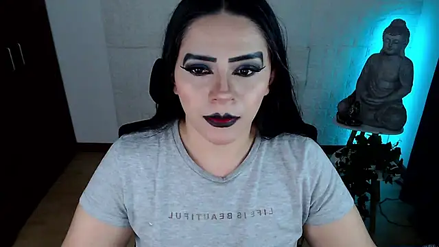 Snapshot of GODDESS_EVANS chatting on 05/21/26, 12:06 GODDESS EVANS online show from 05/21/26, 12:06