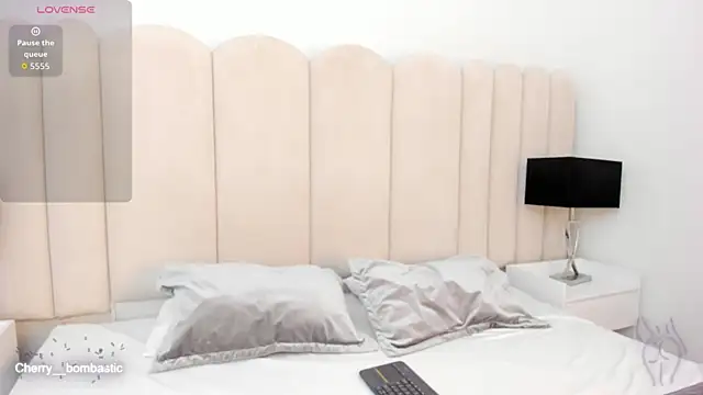 AnnyCherry  online show from 02/17/26, 10:38