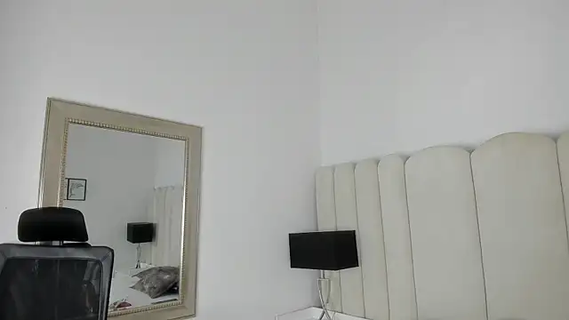 Snapshot of AnnyCherry_ chatting on 07/02/26, 10:38 AnnyCherry online show from 07/02/26, 10:38