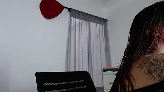 Snapshot of melody__bleir chatting on 03/03/26, 08:48 melody bleir online show from 03/03/26, 08:48