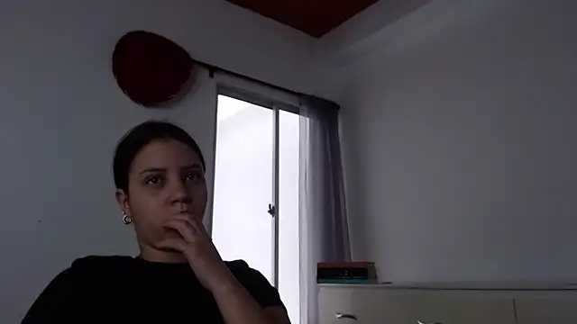 Snapshot of melody__bleir chatting on 04/09/26, 05:07 melody bleir online show from 04/09/26, 05:07