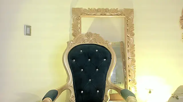 Snapshot of Ari_sunshine_ chatting on 09/11/25, 04:01 Ari sunshine  online show from 09/11/25, 04:01